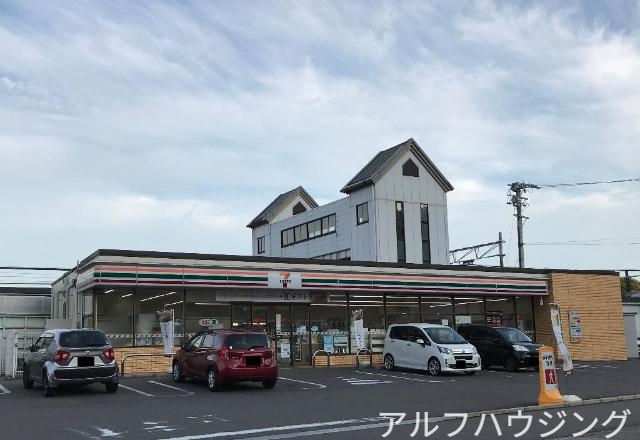コンビニ　セブンイレブン西可児駅前店（コンビニ）まで185m
