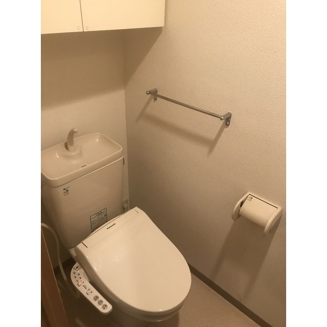 トイレ　同間取り参考写真