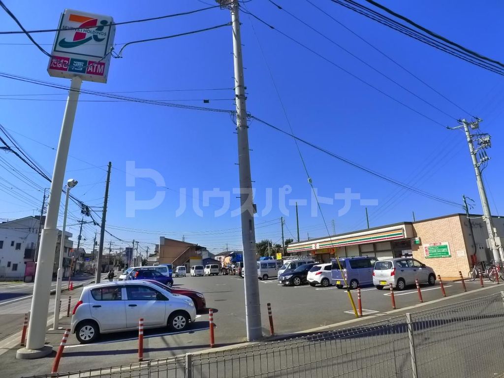 コンビニ　セブンイレブン草加柳島店（コンビニ）まで740m