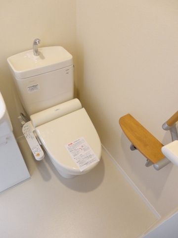 トイレ　ウォシュレット付のトイレです