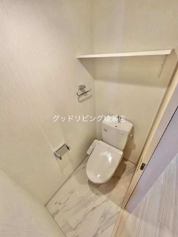 プレジオ北綾瀬ASIANのトイレ写真