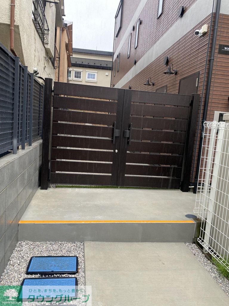 エントランス　エントランス