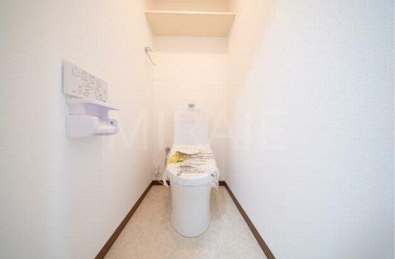 トイレ　同工事済みの別号室の参考写真です