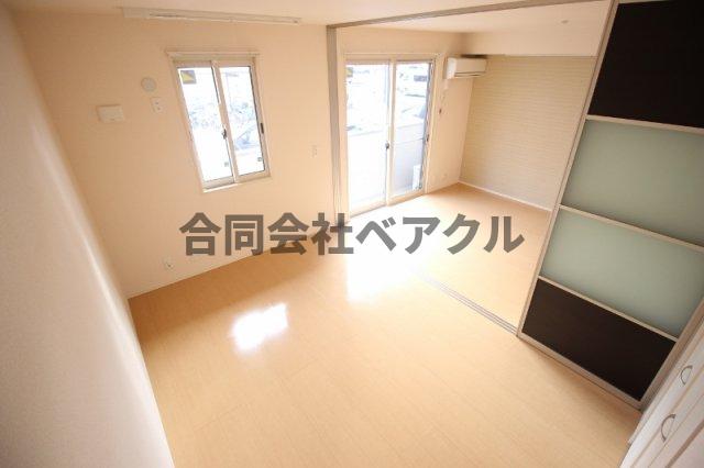 その他部屋・スペース　使い勝手のいい寝室です
