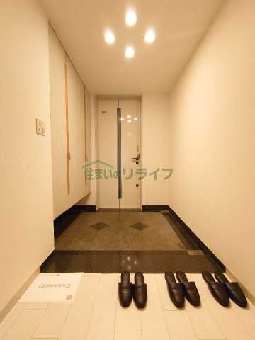 玄関　リライフ下北沢店