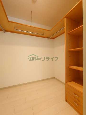 収納　リライフ下北沢店