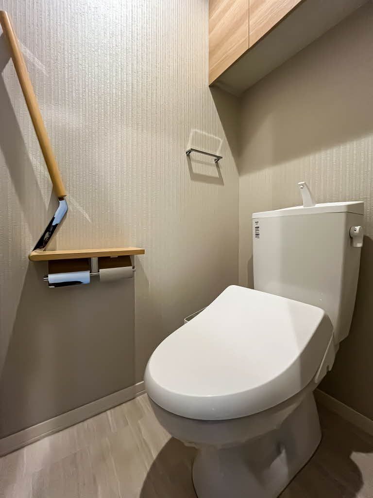 Azul WisteriaA棟のトイレ写真