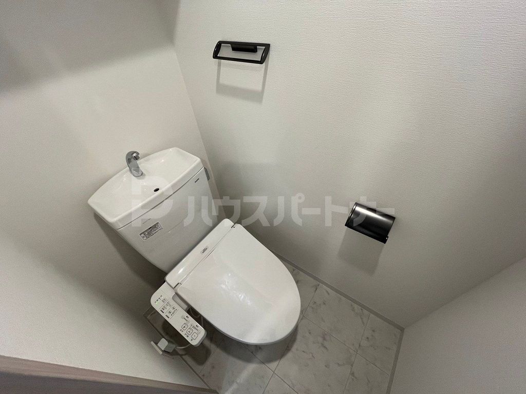 トイレ　トイレ