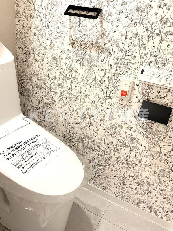 トイレ　トイレもきれいです