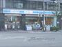 コンビニ　ローソン堀川高辻店（コンビニ）まで220m