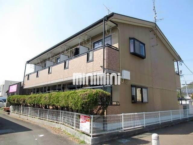 建物外観　周辺はコンビニ、スーパーが近くです。