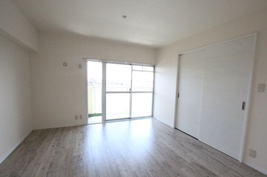 その他部屋・スペース　落ち着いて過ごせるお部屋なので、寝室にいかがでしょうか