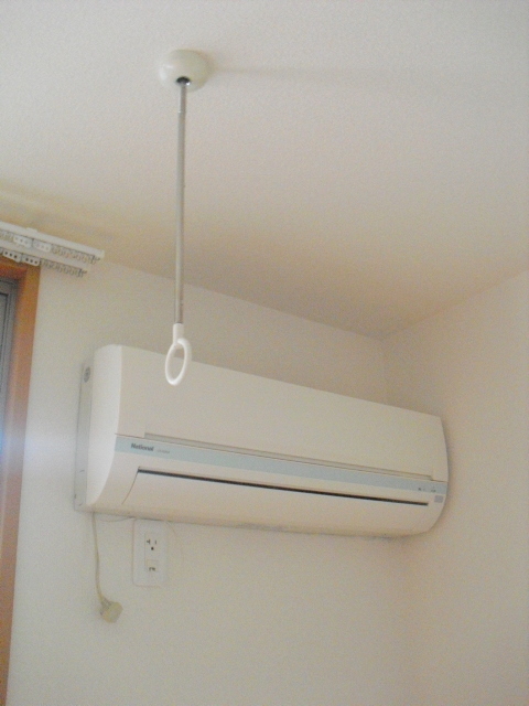 その他設備　雨の日に便利な室内物干フック