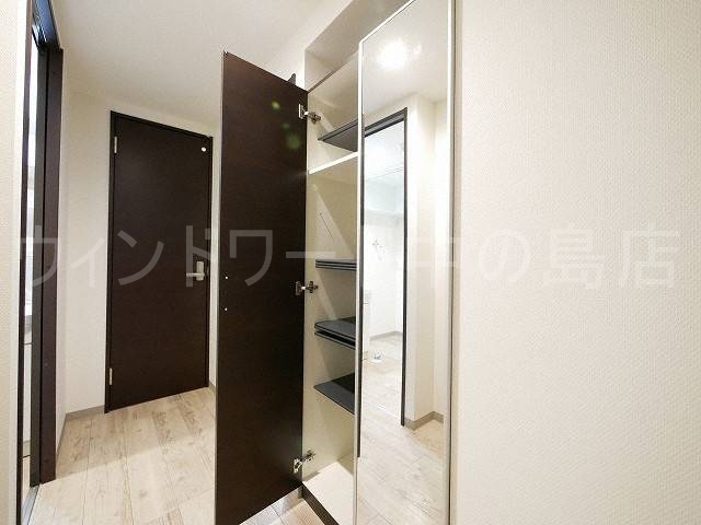 玄関　詳細は、ウィンドワード中の島店までご相談下さい。