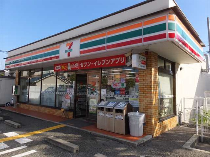 コンビニ　コンビニ（コンビニ）まで450m