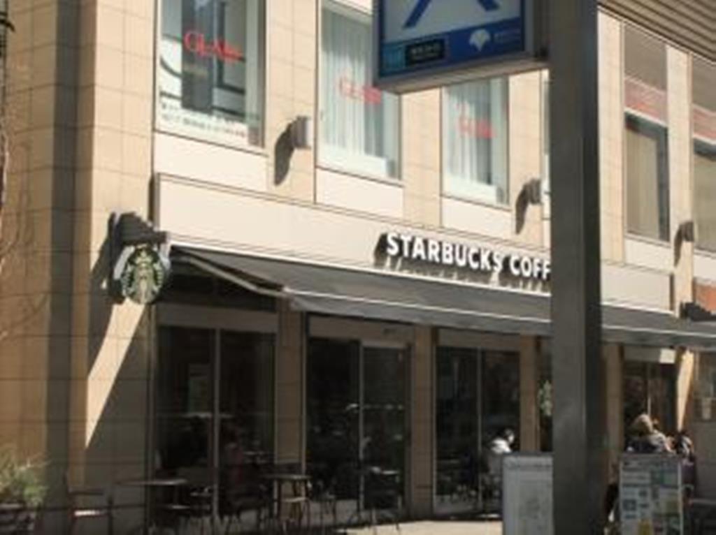 飲食店　スターバックスコーヒー白金高輪店（飲食店）まで313m