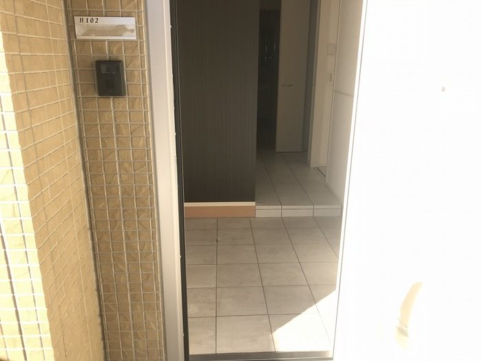 玄関　※参考写真※
