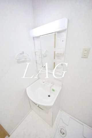 洗面設備　洗面台です。