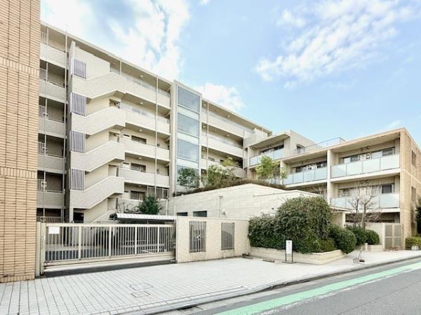 建物外観　?