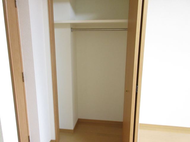 収納　室内写真は別号室の参考写真となります。
