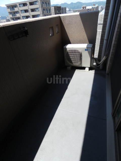 バルコニー　※別のお部屋の写真です