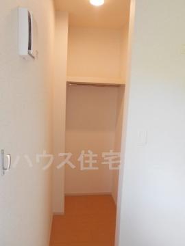 収納　クローゼット