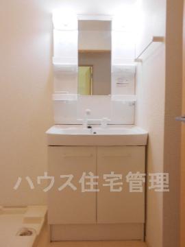 洗面設備　洗髪洗面化粧台