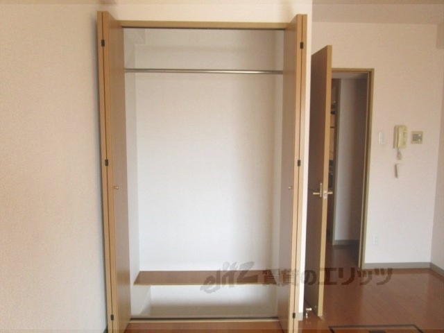 収納　クローゼット
