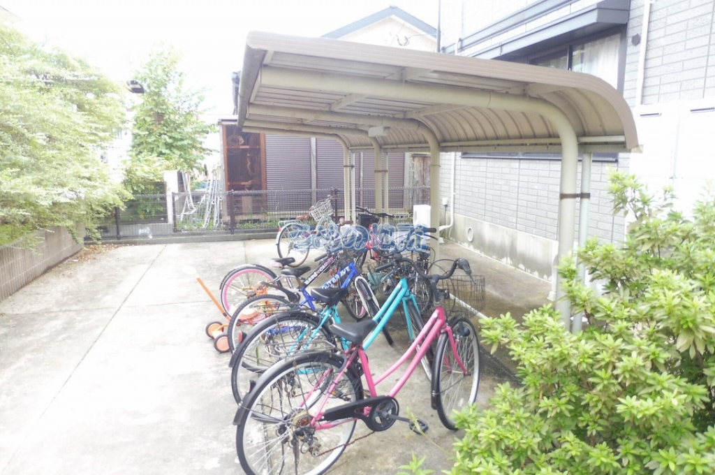 駐車場　駐輪場
