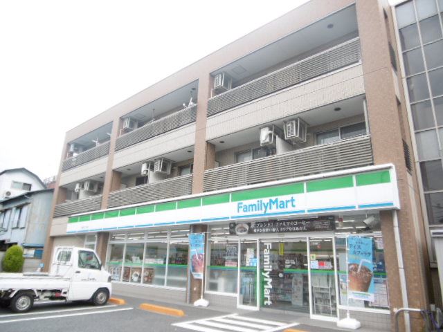 コンビニ　ファミリーマート（コンビニ）まで90m