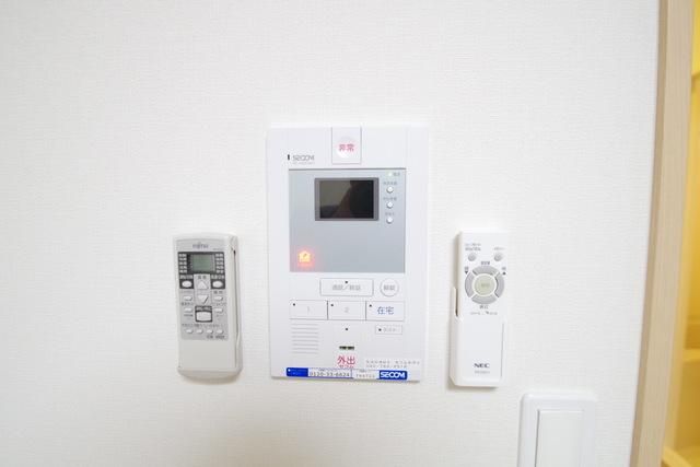 セキュリティ　★顔が確認できるTVモニタフォン★