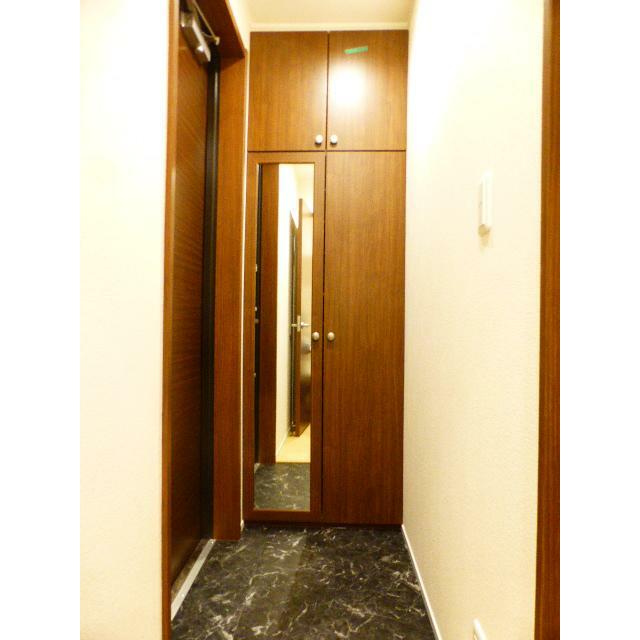 玄関　別部屋参考になります。