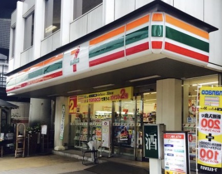 コンビニ　セブンイレブン日本橋T－CAT店（コンビニ）まで148m