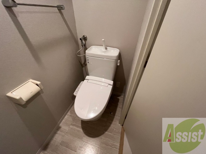 トイレ　ウォシュレットがついたトイレです。安心して使用できますね。