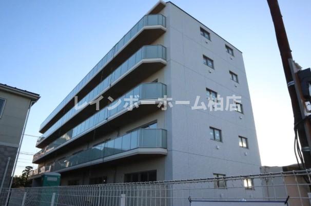 建物外観　外はこのようになっています