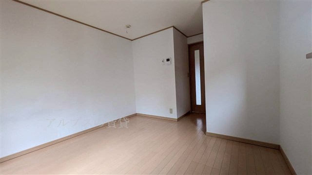 居室・リビング　別部屋参考写真