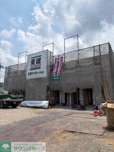 建物外観　駐車場