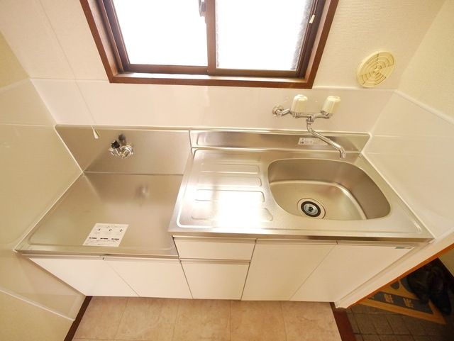 キッチン　★お問い合わせは、地域密着のタウンハウジングまで★