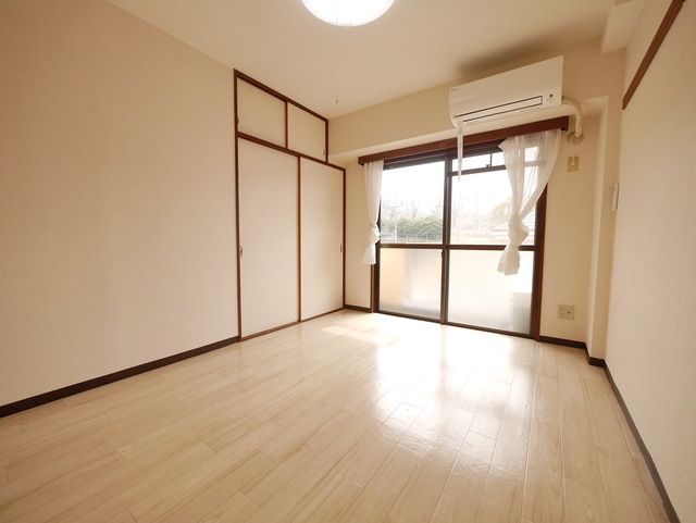 居室・リビング　★お問い合わせは、地域密着のタウンハウジングまで★