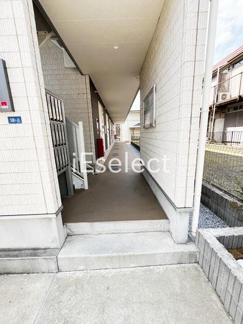 エントランス　物件入り口はこちら。
