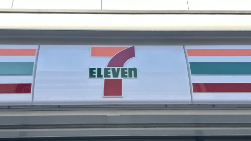 コンビニ　セブン-イレブン 浦和元町中央店（コンビニ）まで1603m