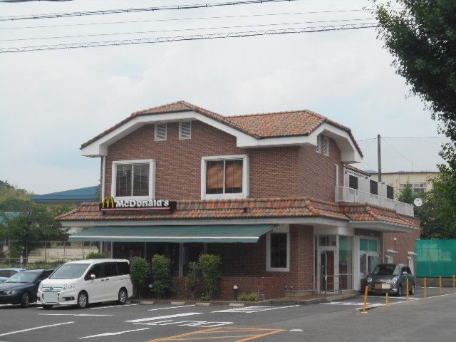 飲食店　マクドナルド 丸太町常盤店（飲食店）まで443m