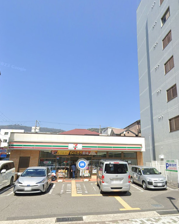 コンビニ　セブンイレブン 神戸田中町4丁目店（コンビニ）まで820m