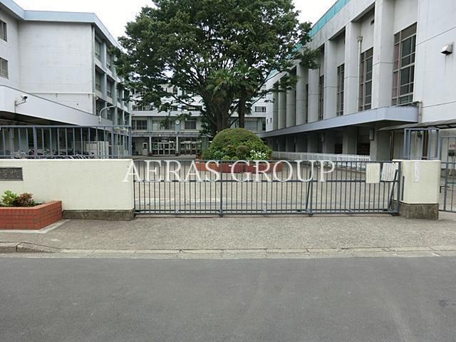 中学校　練馬区立関中学校（中学校）まで731m