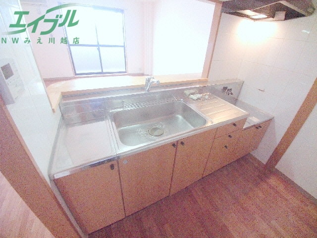 キッチン　同型参考写真