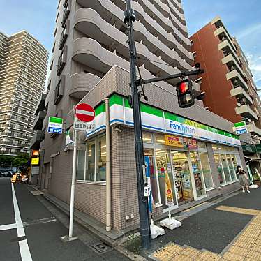 コンビニ　ファミリーマート 一の橋店（コンビニ）まで218m