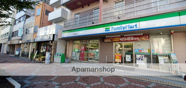 コンビニ　ファミリーマート亀戸駅南店（コンビニ）まで81m