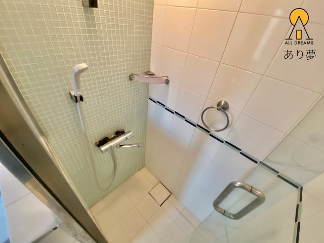 バス・シャワールーム　別部屋参考写真