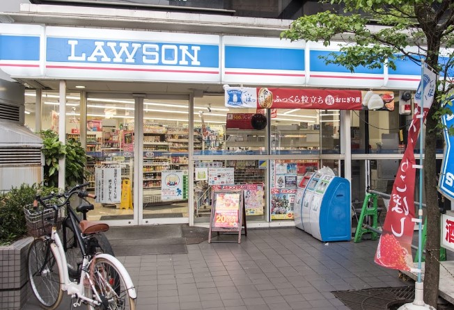 コンビニ　ローソン 大井町駅前店（コンビニ）まで187m
