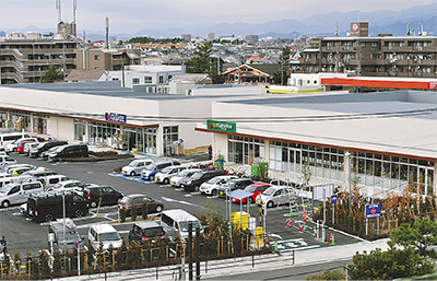 スーパー　マルエツ なぎさモール辻堂店（スーパー）まで1145m